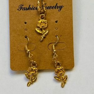 NWT gold plated earring and necklace set
